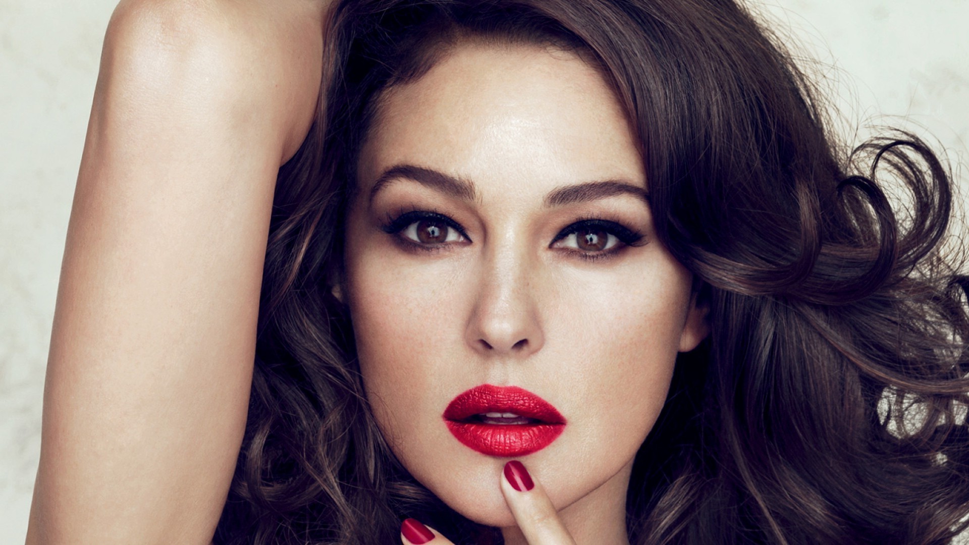 Monica Bellucci: „Sunt mandra ca sunt italianca!”