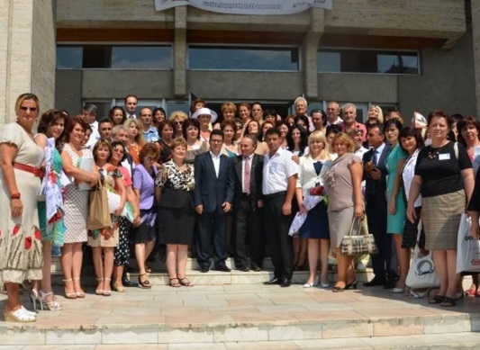 Simpozionul „Portrete de dascăli”