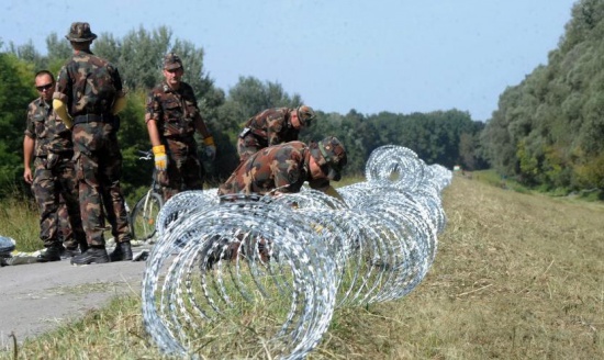 Ungaria ridica gard la frontiera cu România