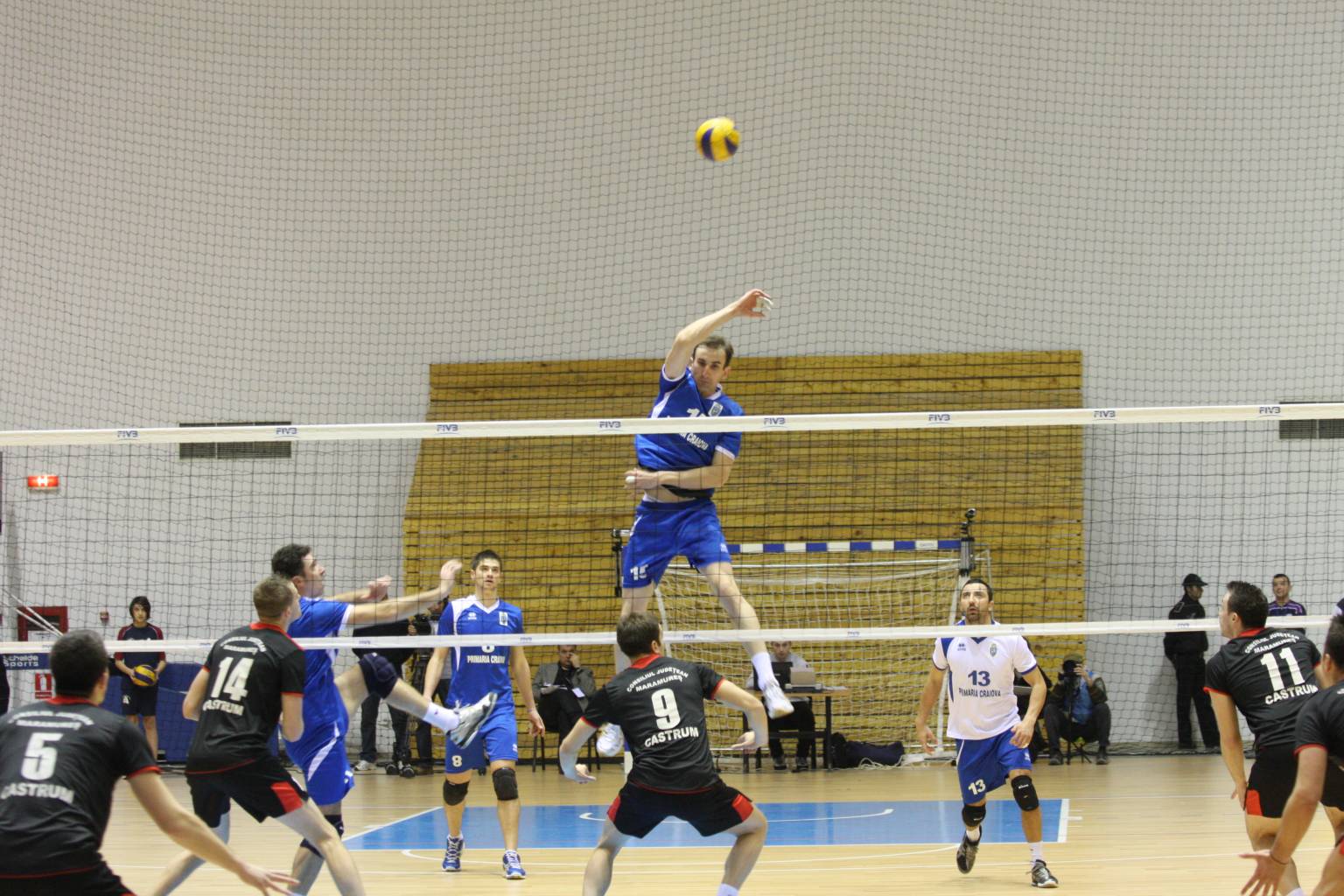 Turneul memorial de volei „Radu Zamfirescu” la Craiova