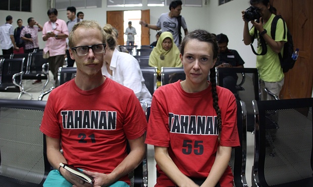 Jurnalisti britanici condamnati la inchisoare in Indonezia