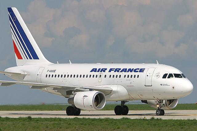 Alerta anonima de bomba pentru doua zboruri Air France