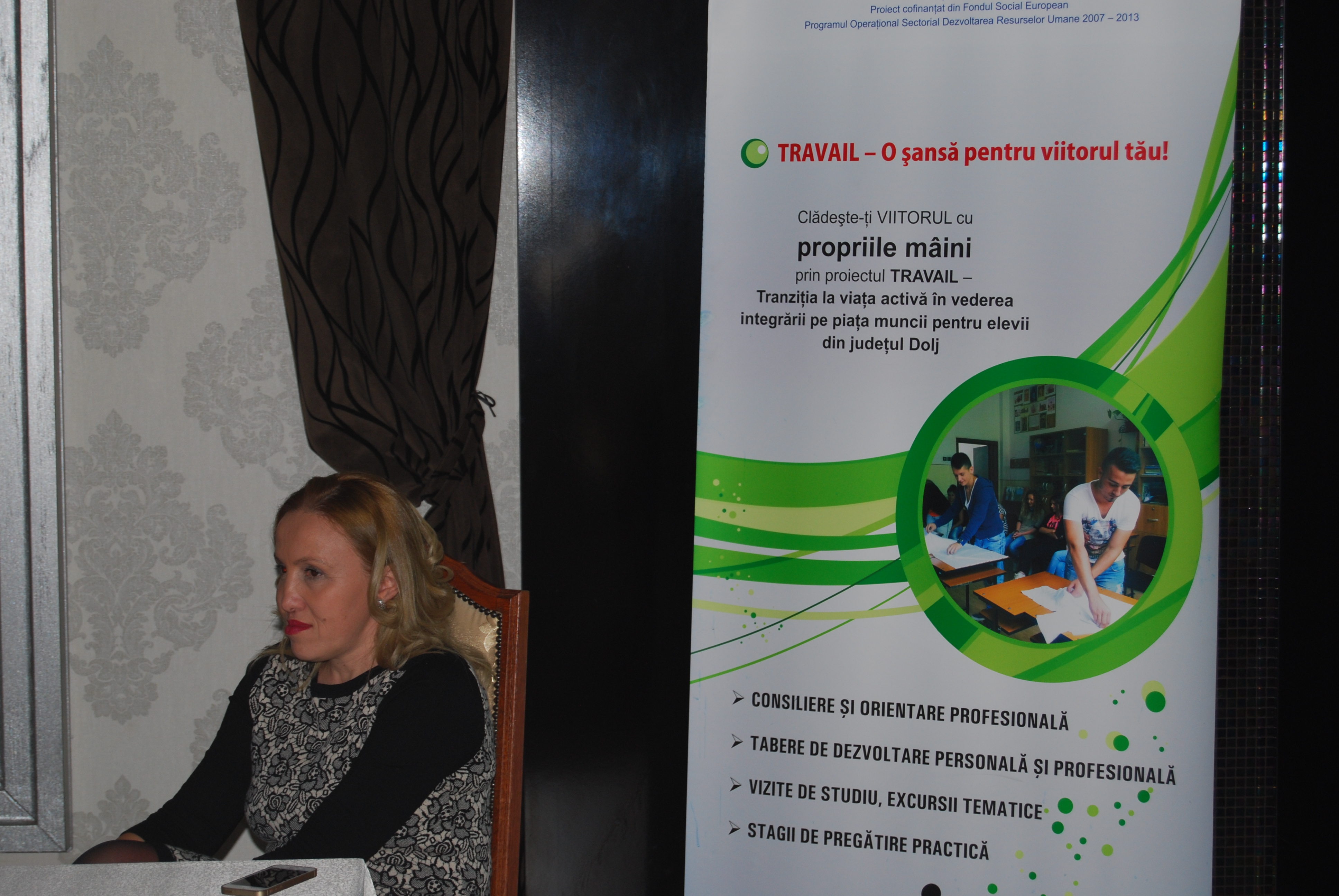 Craiova: sute de elevi au beneficiat de pe urma Proiectului TRAVAIL