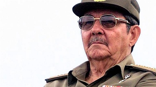 Raul Castro vizitează Mexicul