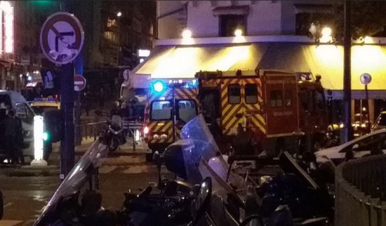 Atentate teroriste la Paris: Masacru cu 129 de morti si 352 de raniti