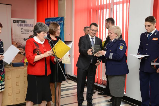 Polițista scriitoare din Timișoara