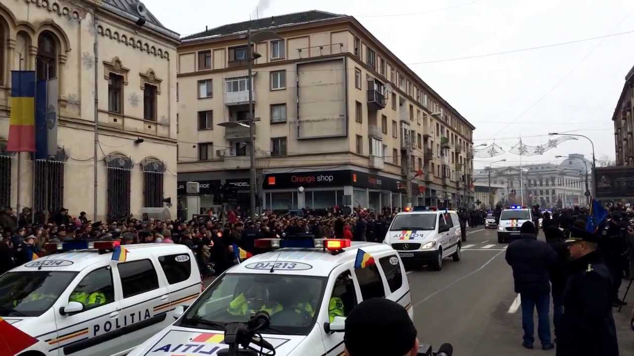 Ziua de 1 Decembrie, sarbatorita si de politisti