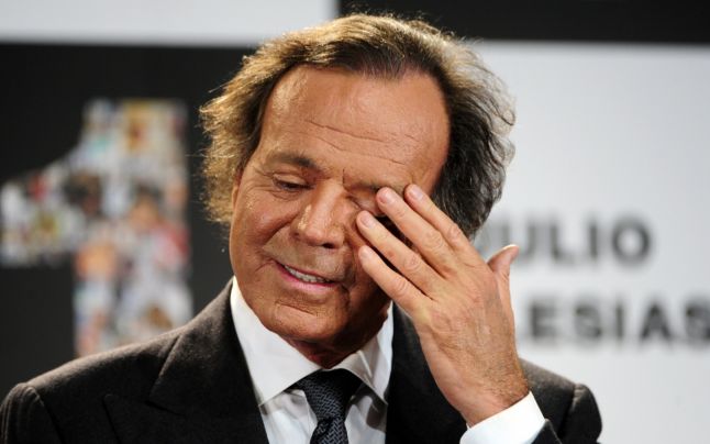 Julio Iglesias: mesaj emotionant in memoria victimelor din Colectiv