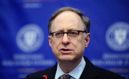 Secretarul adjunct al NATO, omagiu adus victimelor din Colectiv