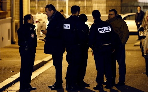 Ostatici în Franța!