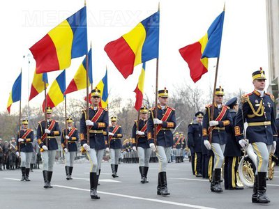 Autorităţile au pregătit o paradă militară spectaculoasă şi la Alba Iulia