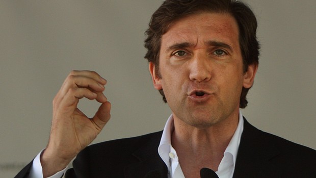 Guvernul Portugaliei, demis astazi printr-o moţiune de cenzură