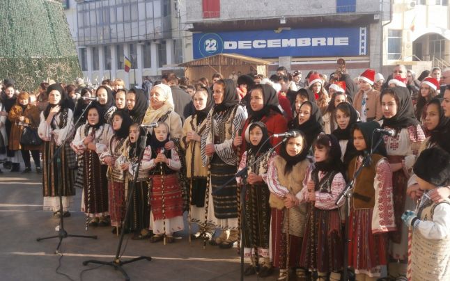 Mii de colindatori gorjeni, asteptati la C.J.