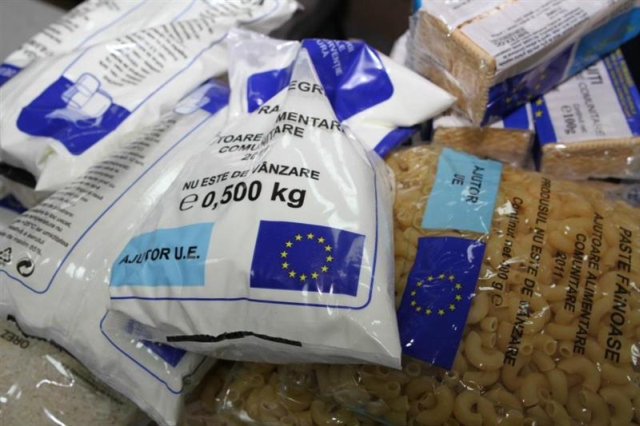 Incepe distribuirea alimentelor pentru persoanele defavorizate