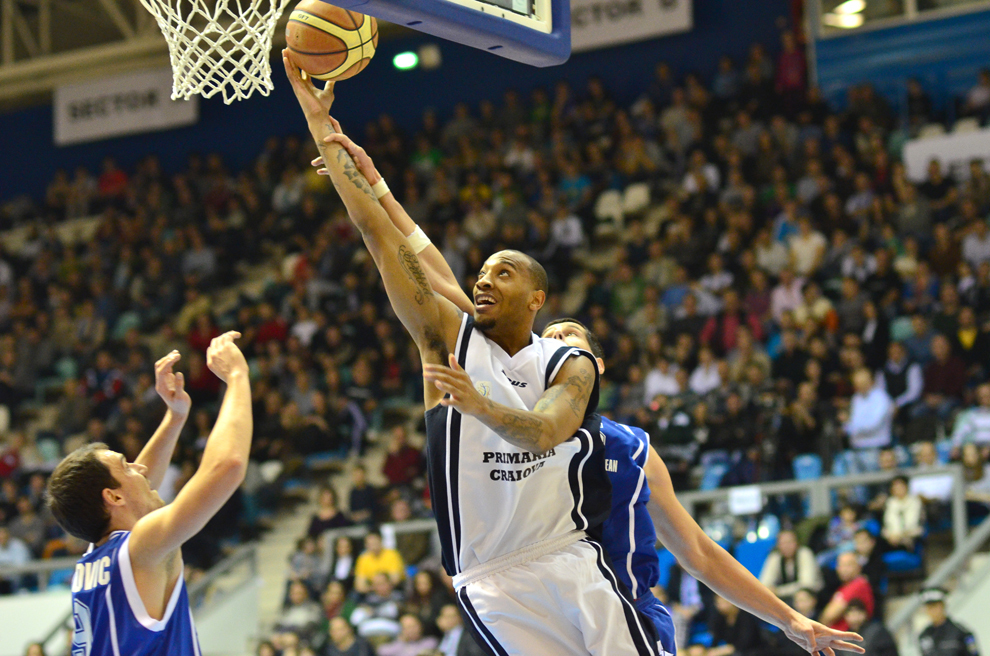 Travis Bureau revine la Craiova!