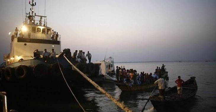 Un feribot cu peste o sută de persoane la bord a dispărut în Indonezia