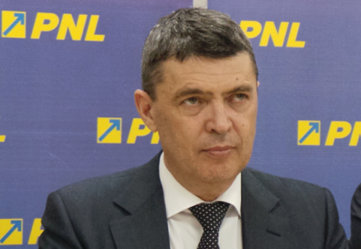 PNL vrea oameni noi, cu integritate