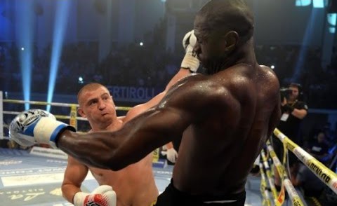 Adversarul lui Moroşanu din gala de la Torino a fost suspendat pe viaţă!