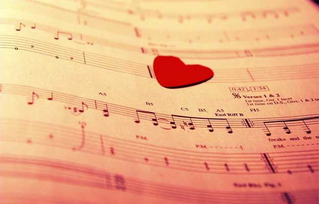 Poemul de azi: Când ceaţa mă ia de mână