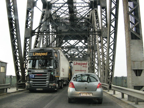 Pod Giurgiu-Ruse: se reia traficul pe ambele sensuri