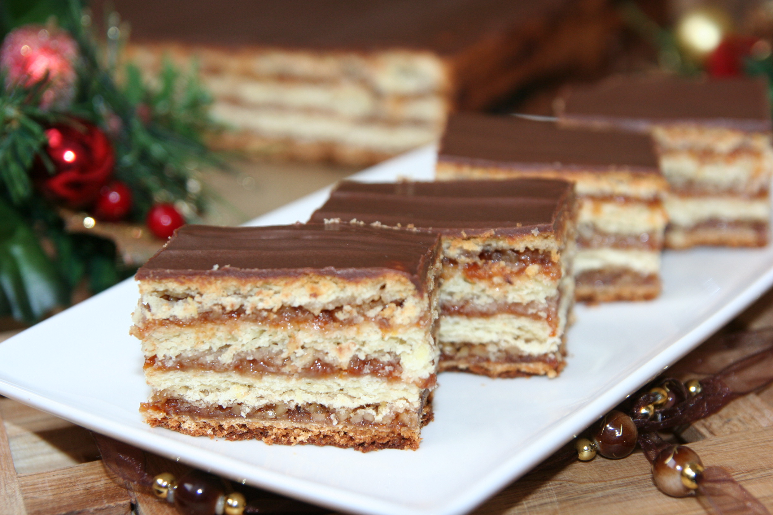 Chiar de ziua actritei va propunem un desert delicios: Prajitura Greta Garbo!