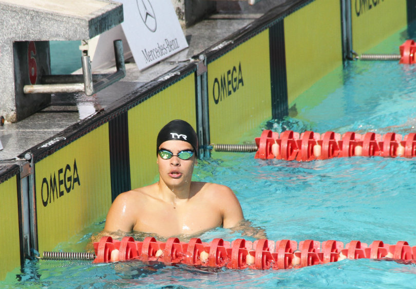 Un inotator roman a stabilit un nou record mondial!