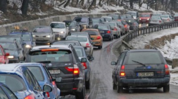 Traficul rutier a fost reluat pe DN7 Sibiu – Râmnicu Vâlcea