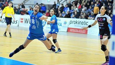 Succes in cupa cupelor la handbal feminin