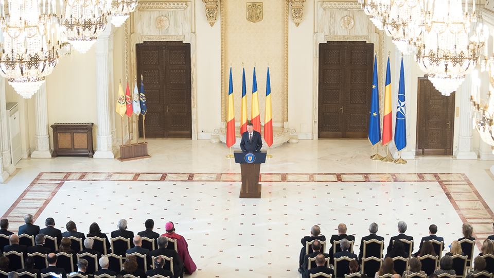 Alegerile locale in doua tururi de scrutin, in atentia presedintelui si a premierului