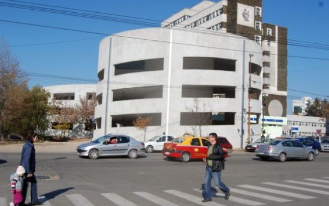 Parcarea multilevel din Slatina, scoasa la licitatie