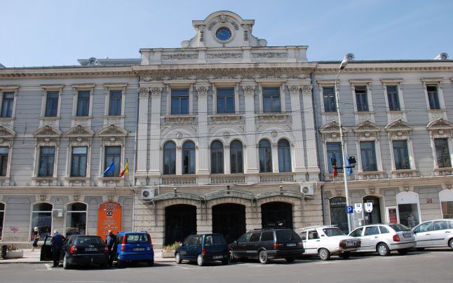 Un profesor din Braila ar vrea sa vina cu arma la scoala!