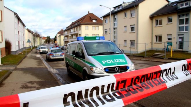 Atac asupra unui camin de refugiati din Germania