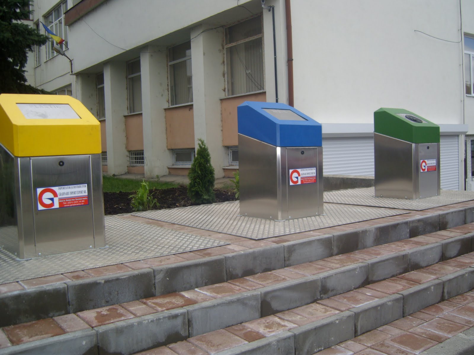 Retea de containere subterane la Slatina