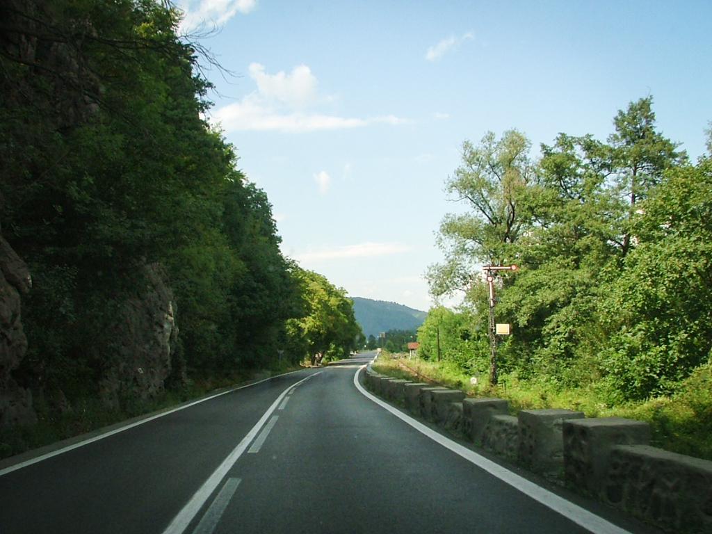 Reabilitari pentru drumuri judetene din Valcea