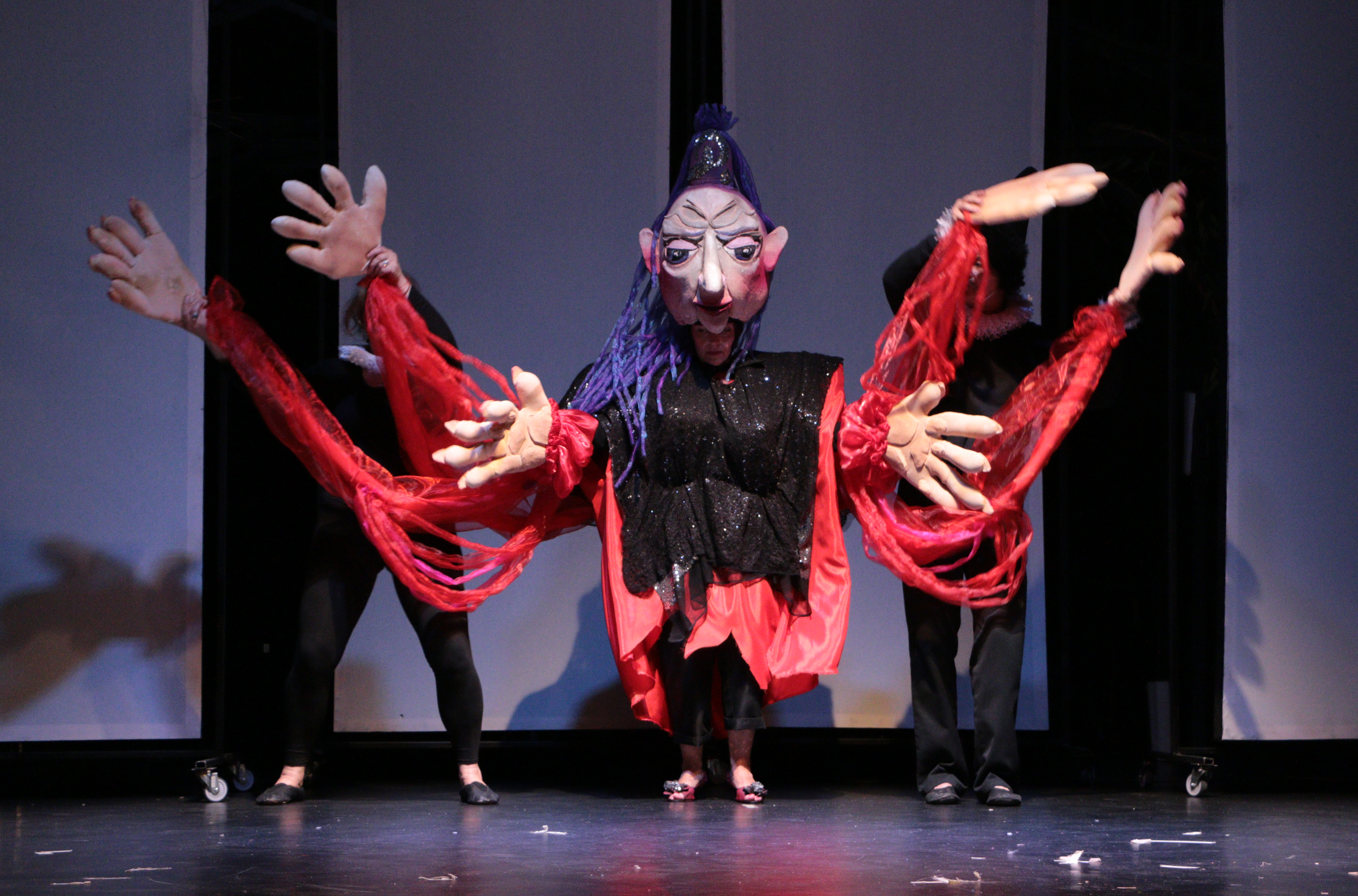 Vrajitorul din Oz si Prietenii Motanului Incaltat in weekend la Colibri