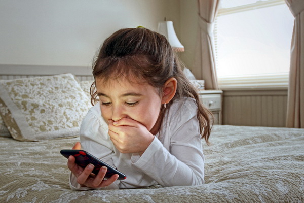 O fetita de 7 ani, victima metodei „accidentului”