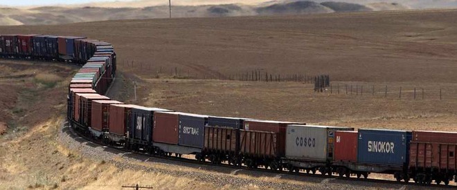 Ucraina lanseaza primul marfar pe „Drumul Matasii”, dar ocoleste Rusia