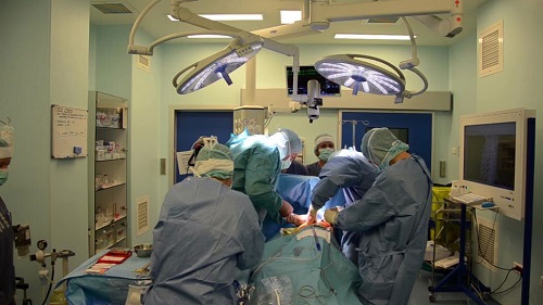 Noi standarde în chirurgia cardiovasculară și neurochirurgie