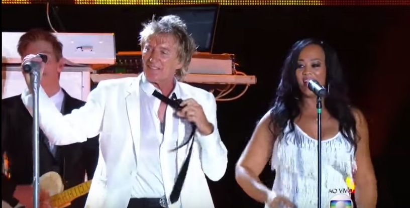 (Video) Rod Stewart- LIVE in Rio!