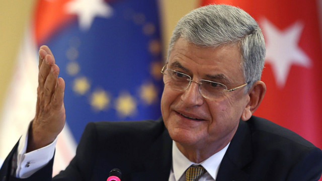 Turcia vrea sa ofere permise de munca refugiatilor sirieni