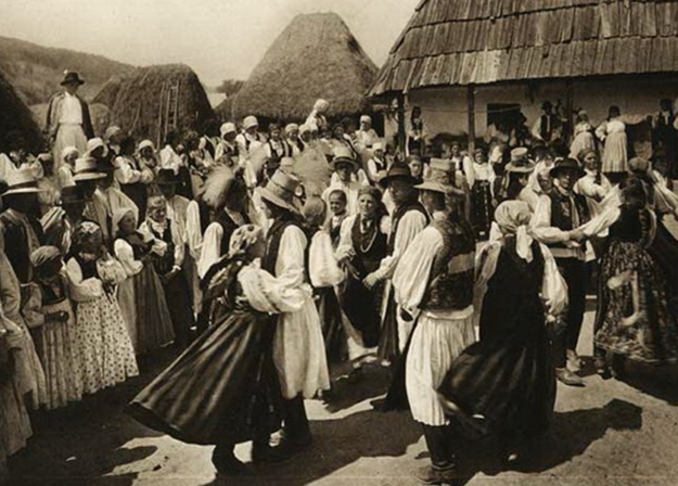 14 FEBRUARIE – DESCANTEC DE DRAGOSTE