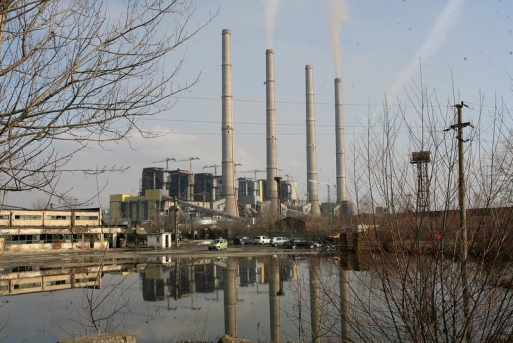 Muncitorul care a cazut in gol de la 14 metri a murit