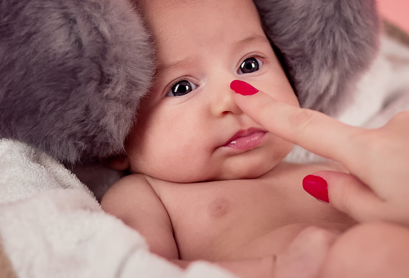 Dolj: s-a reluat imunizarea bebelusilor cu vaccin hexavalent