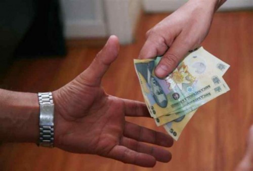 Banii înapoi de la stat pe ultimii trei ani