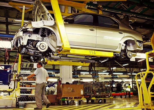 Salarii marite la Dacia!