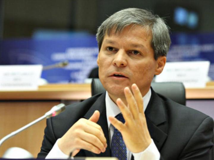 Ciolos: Guvernul nu poate decide singur pentru alegerile in doua tururi