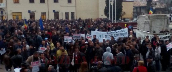 Proteste si la Tg Jiu!