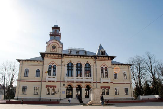 Prefectul de Gorj, inlocuit cu seful Trezoreriei