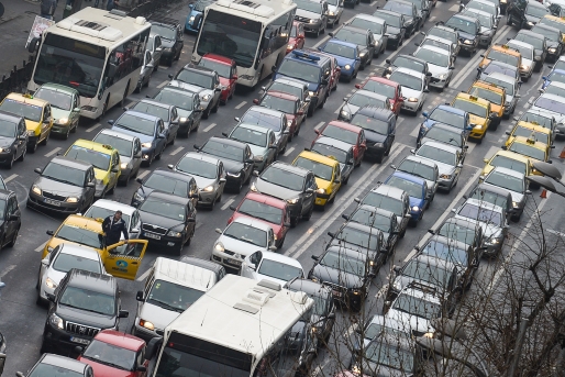 Continuă protestul transportatorilor bulgari