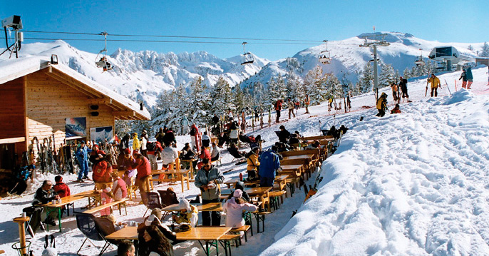 Un roman a murit pe o partie de schi din Bansko